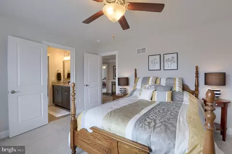 678 Warminster, Lititz, PA 17543 photo 52