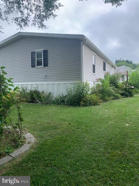 25 Plateau Rd, Lititz, PA 17543 photo 3