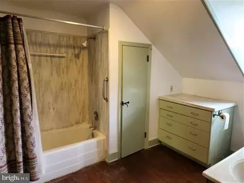 207 E Main St, Lititz, PA 17543 photo 27