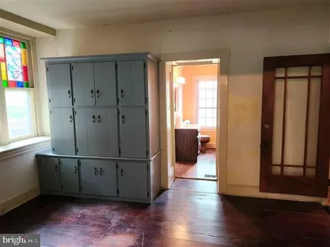 207 E Main St, Lititz, PA 17543 photo 39