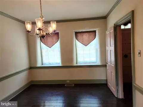 207 E Main St, Lititz, PA 17543 photo 32
