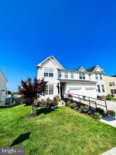 225 Kentshire Dr, Lancaster, PA 17603