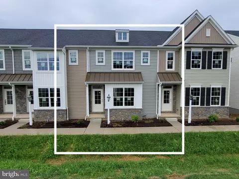 2443 Artesian Way #26, Lancaster, PA 17601