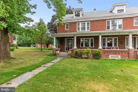 524 S 4th St, Denver, PA 17517