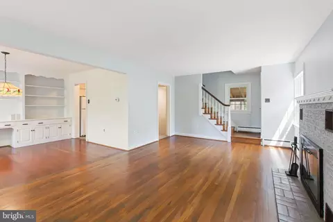 415 Laurel Ave, Lititz, PA 17543 photo 4