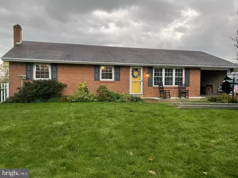 23 Hillcrest Dr, Manheim, PA 17545
