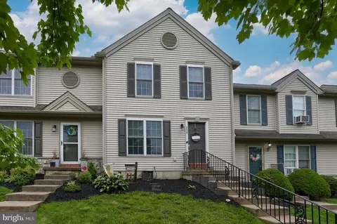 236 Harvard Ave, Lancaster, PA 17603