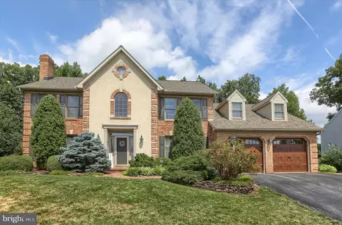 1241 Grants Pl, Denver, PA 17517