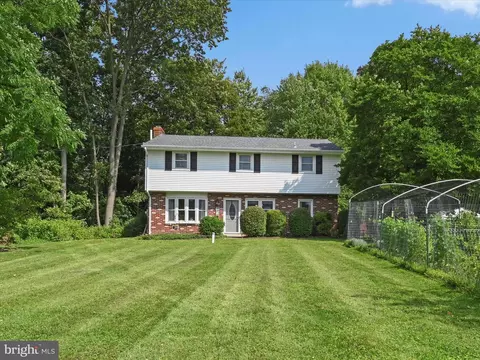 427 Aberdeen Rd, Elizabethtown, PA 17022