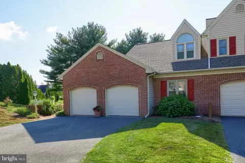 3210 Pinewyn Cir, Lancaster, PA 17601