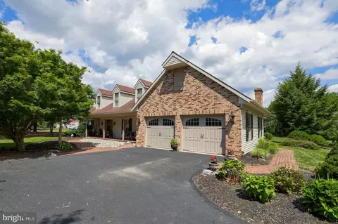 231 Farmstead Ln, Lititz, PA 17543 photo 48
