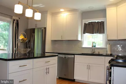 702 Farnum Rd, Lititz, PA 17543 photo 13