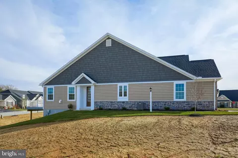 130 Maguire Ct #73, Millersville, PA 17551