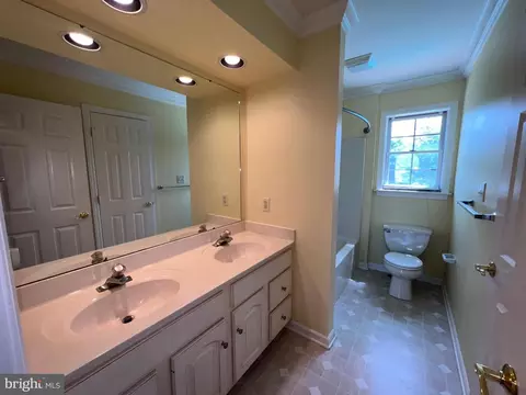 10 Crimson Ln, Lititz, PA 17543 photo 26