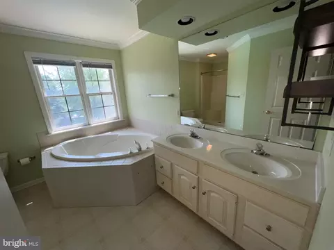 10 Crimson Ln, Lititz, PA 17543 photo 25
