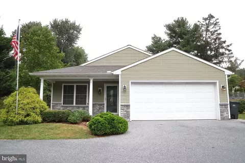 1405 Ironville Pike, Columbia, PA 17512