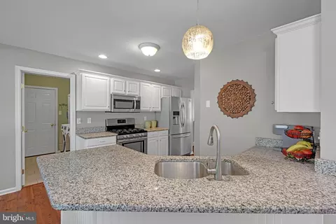 204 N Oak St, Lititz, PA 17543 photo 17
