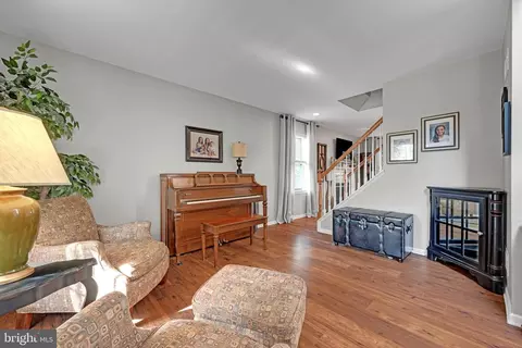 204 N Oak St, Lititz, PA 17543 photo 10