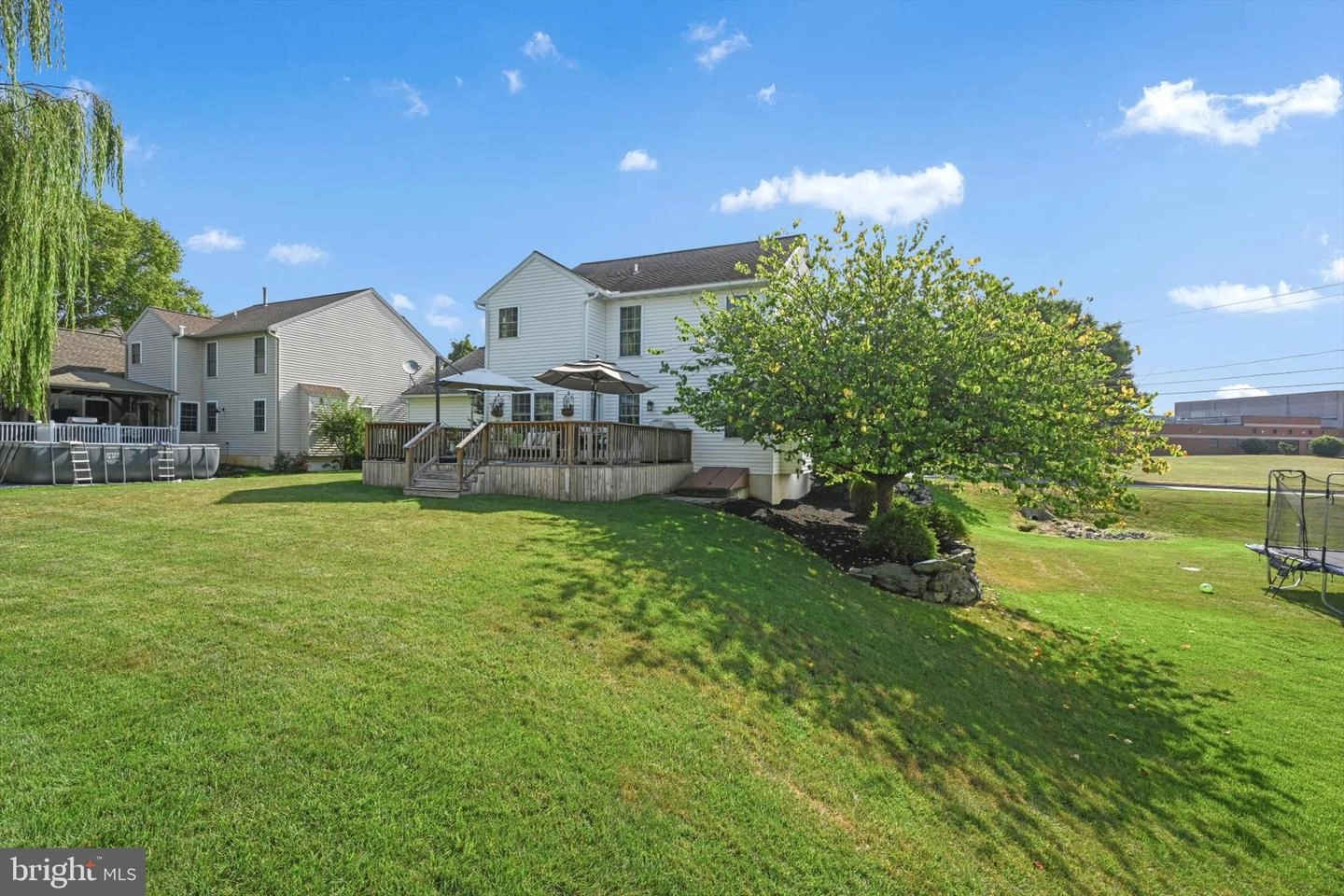 204 N Oak St, Lititz, PA 17543 photo 38