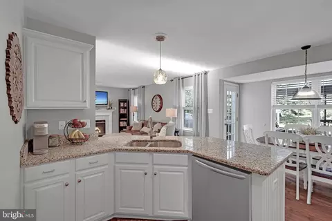 204 N Oak St, Lititz, PA 17543 photo 15