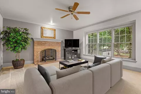 15 Old Post Ln, Lititz, PA 17543 photo 6