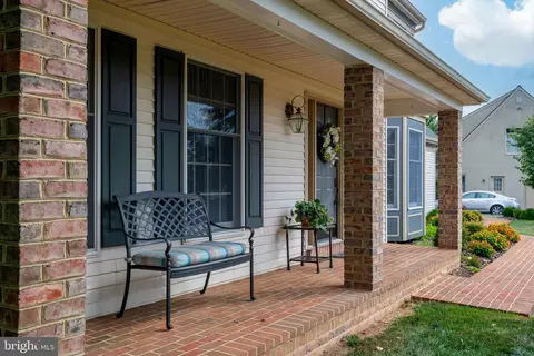 15 Old Post Ln, Lititz, PA 17543 photo 4