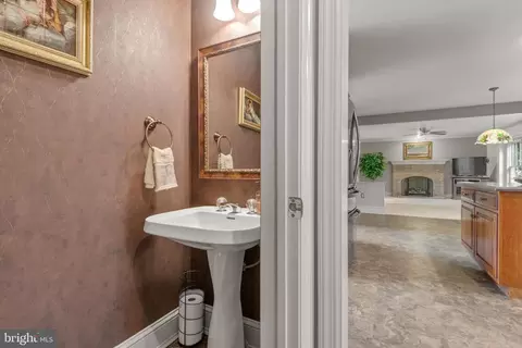 15 Old Post Ln, Lititz, PA 17543 photo 31