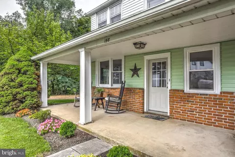 148 Snavely Mill Rd, Lititz, PA 17543 photo 2