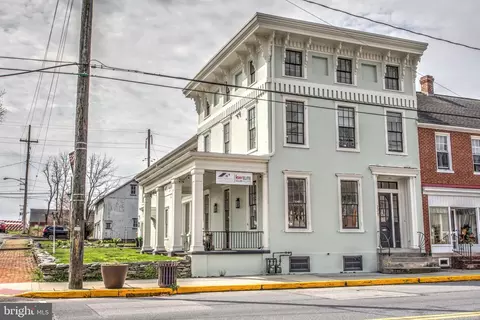 228 E Main St, Mount Joy, PA 17552 photo 3