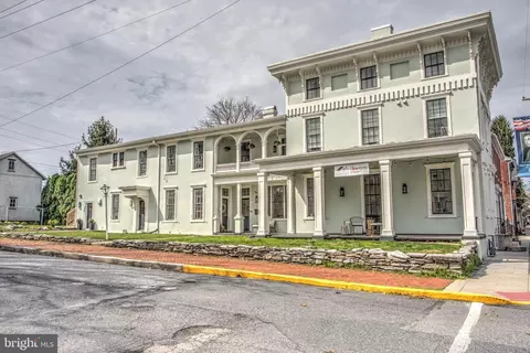 228 E Main St, Mount Joy, PA 17552 photo 2