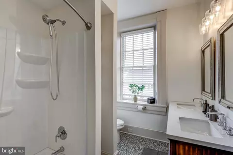 228 E Main St, Mount Joy, PA 17552 photo 57