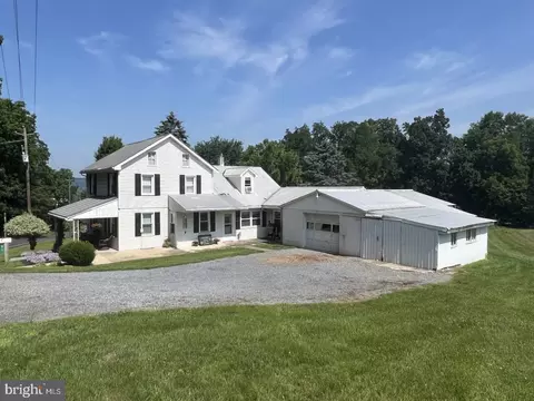 716 Red Run Rd, New Holland, PA 17557