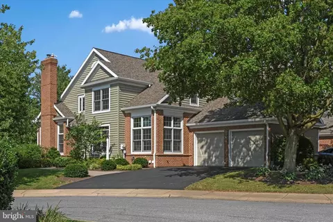 643 Northfield Rd, Lititz, PA 17543 photo 2