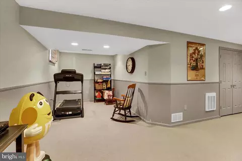 21 Round House Dr, Lititz, PA 17543 photo 16