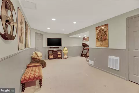 21 Round House Dr, Lititz, PA 17543 photo 14