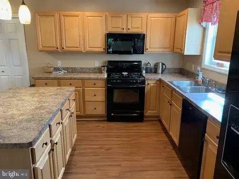 351 Balmer Rd, Lititz, PA 17543 photo 4