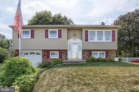 464 Biscayne Rd, Lancaster, PA 17601