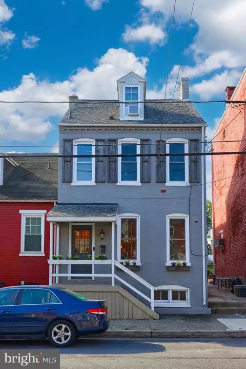 726 E Chestnut St, Lancaster, PA 17602