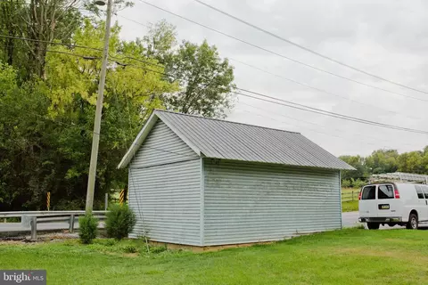 940 Lampeter Rd, Lancaster, PA 17602 photo 5