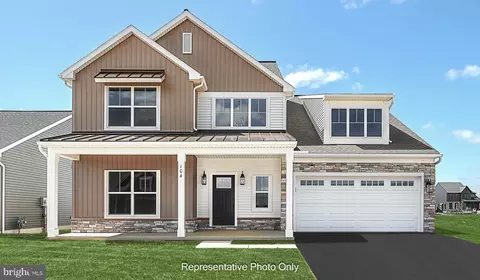 127 Sunrise Ln, Ephrata, PA 17522