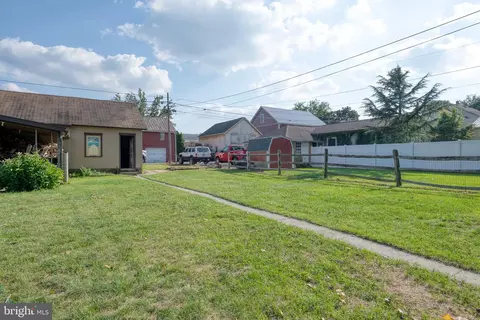 24 E Market St, Lititz, PA 17543 photo 29