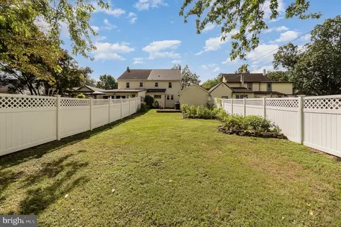 129 E Market St, Lititz, PA 17543 photo 26