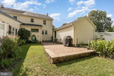 129 E Market St, Lititz, PA 17543 photo 27