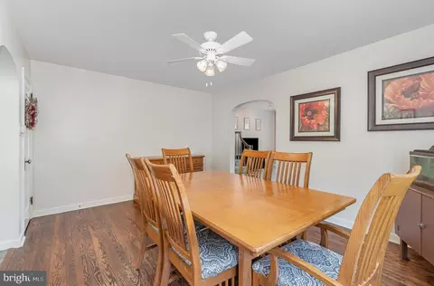 129 E Market St, Lititz, PA 17543 photo 9