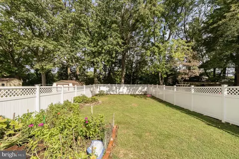 129 E Market St, Lititz, PA 17543 photo 28
