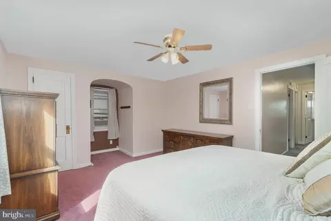 129 E Market St, Lititz, PA 17543 photo 17