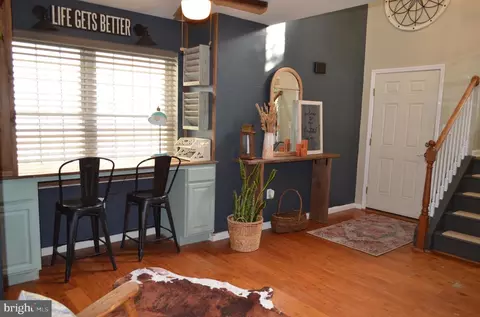 304 Cambridge Ln, Lititz, PA 17543 photo 7