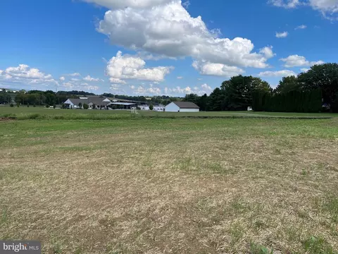 101 Siegrist Farm Rd #89, Lititz, PA 17543