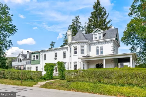1101 Chestnut St, Columbia, PA 17512