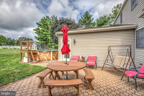 534 Oak Ln, Lititz, PA 17543 photo 11